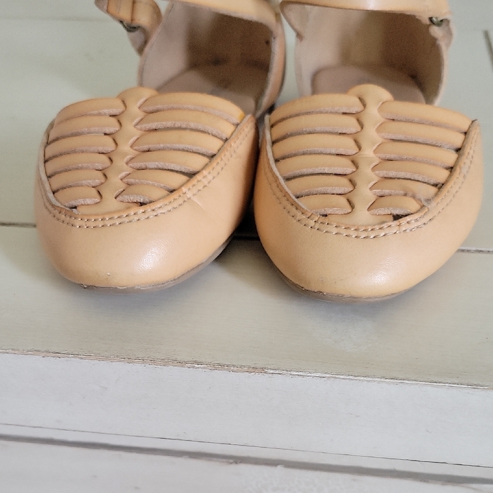 Kids Tan Strappy Flat Sandals - Picture 4 of 4